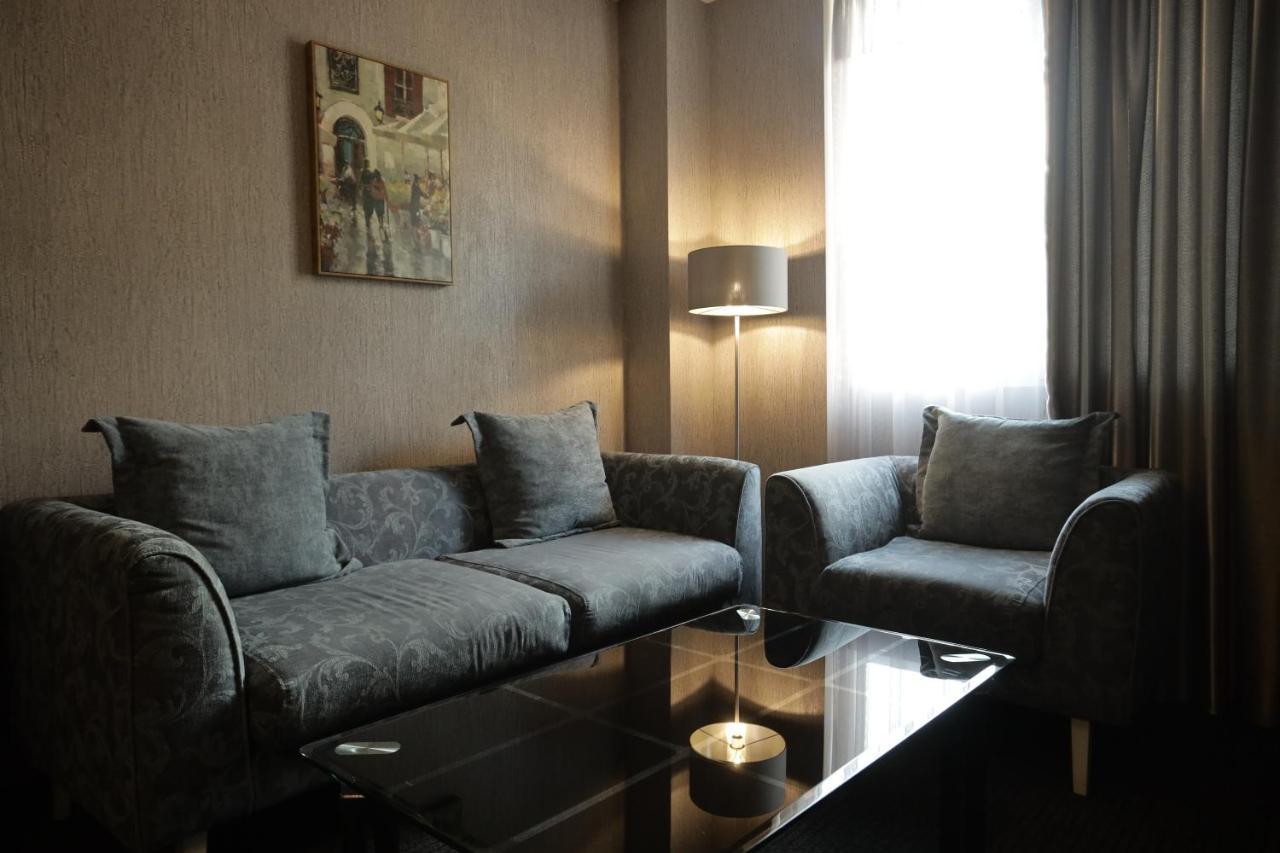 Redline Hotel Тбілісі Екстер'єр фото