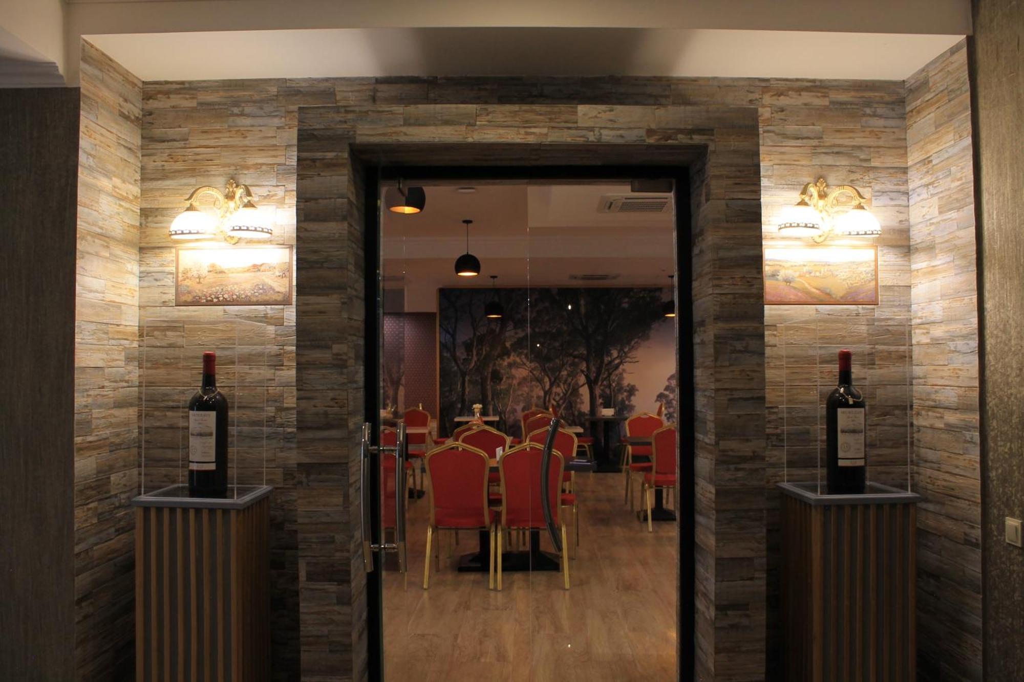Redline Hotel Тбілісі Екстер'єр фото