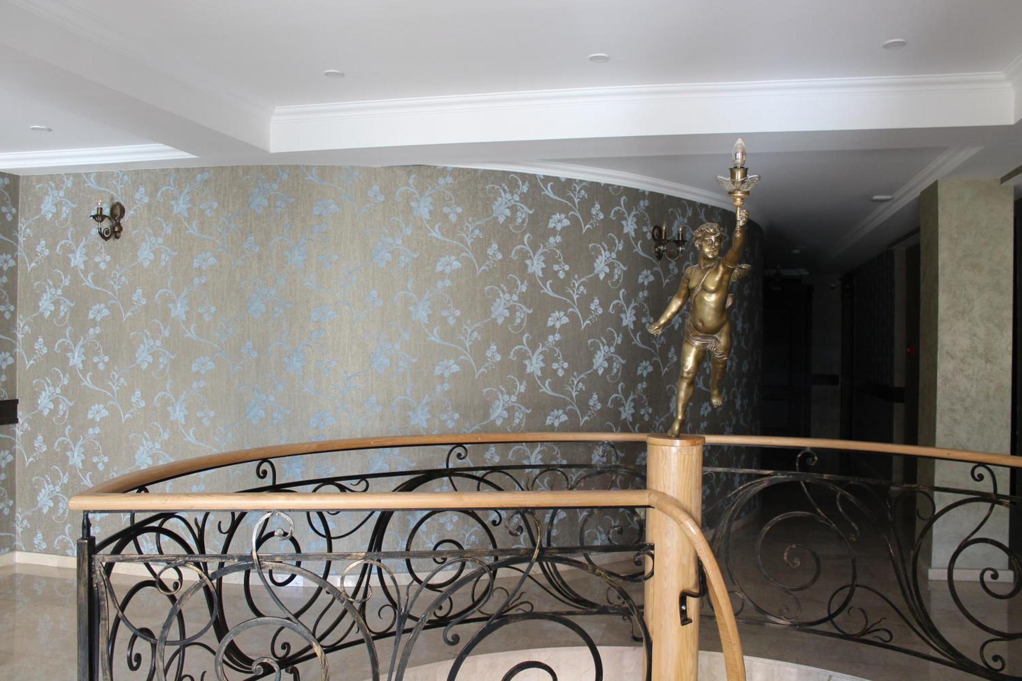 Redline Hotel Тбілісі Екстер'єр фото
