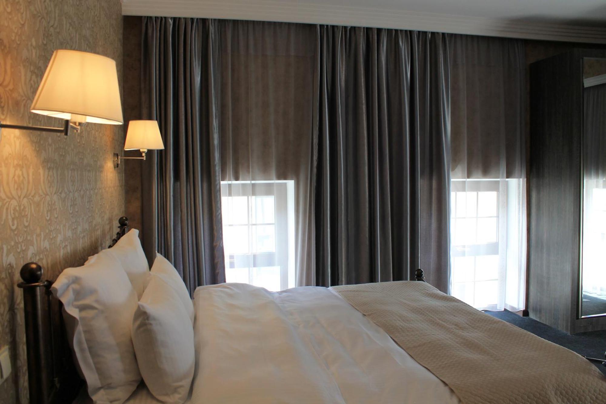 Redline Hotel Тбілісі Екстер'єр фото